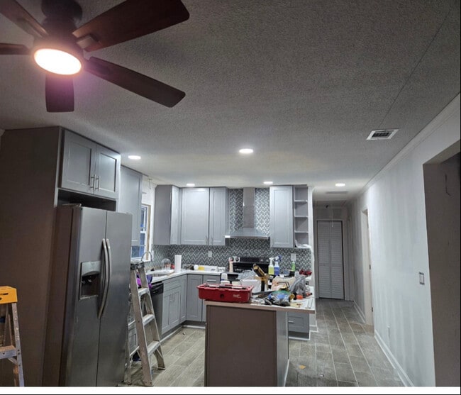 Foto del edificio - 513 Winfield Dr