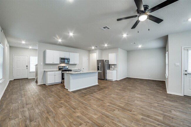 Foto del edificio - 10615 Tattersall Blvd