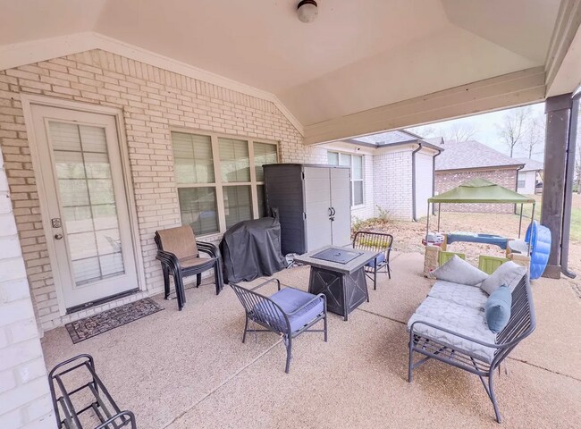 Foto del edificio - 4990 Granite Creek Rd