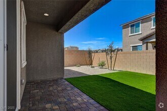 Building Photo - 9922 Angel Valley Dr