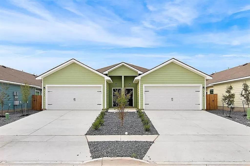 Foto principal - 627 Grayson Ln
