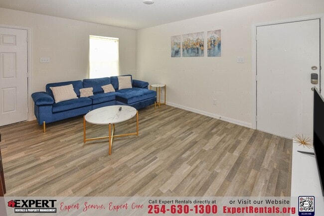 Foto del edificio - Elevate Your Living Experience, 3BR/2BA Duplex in Killeen!