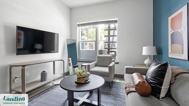 Building Photo - 944 Broadcast Pl