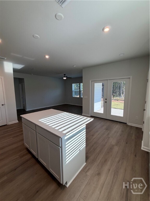 Foto del edificio - 247 Crosstown Ave