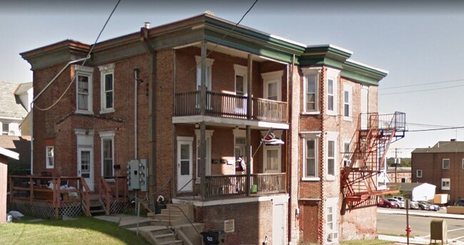 Building Photo - 192 S 2nd St