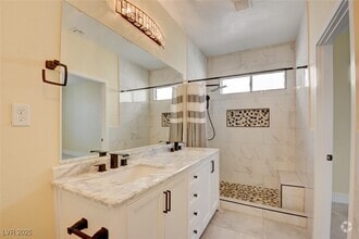 Building Photo - 9160 Autumn Mist Ct