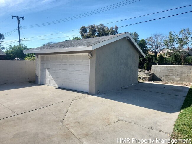 Foto del edificio - Beautifully Updated Single-Story Home
