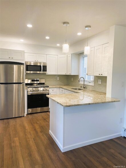 Foto del edificio - 473 Franklin Blvd