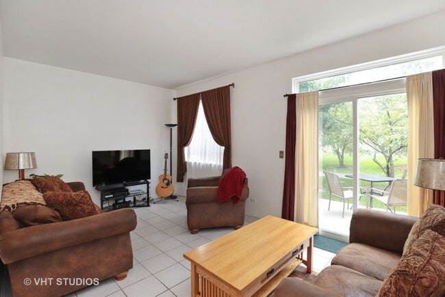 Building Photo - 1382 Redbridge Ct