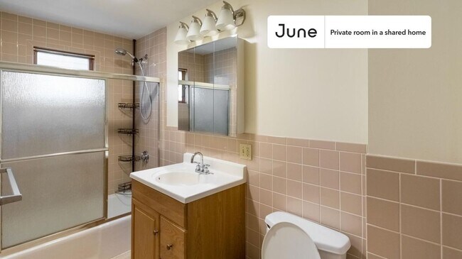 Foto del edificio - 106 Beacon St