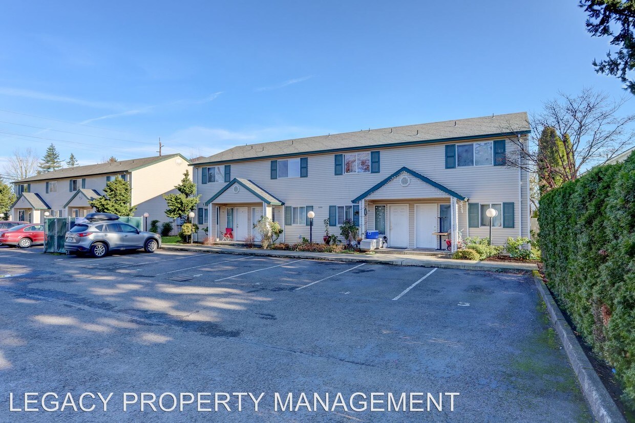 Foto principal - 13334 SE Division St
