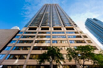 Building Photo - 30 E Huron St