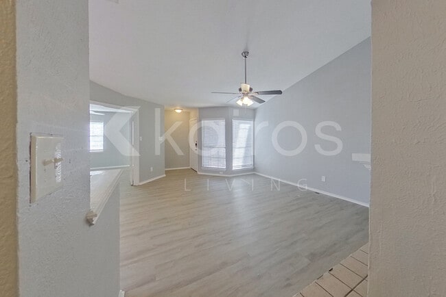 Foto del edificio - 2531 E Timberview Ln