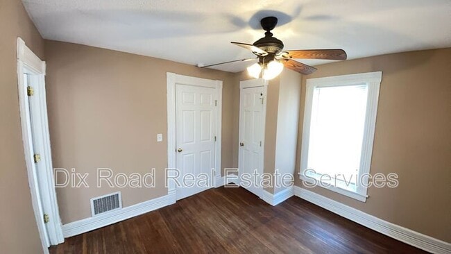 Building Photo - 1007 Elwood St