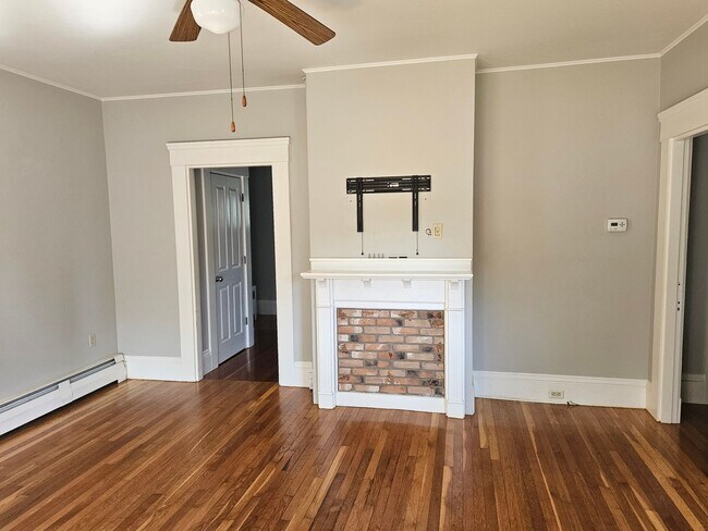 Foto del edificio - 2 Bedroom townhouse style apartment
