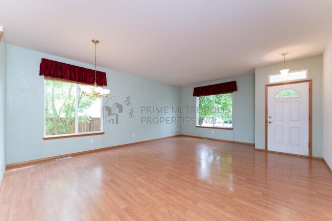 Foto del edificio - 3 bedroom in Kent WA 98030