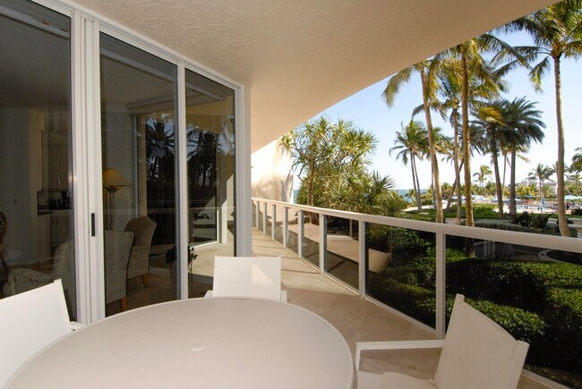 Foto del edificio - 3200 N Ocean Blvd