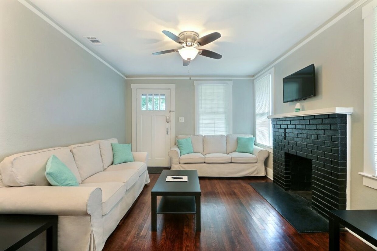 Primary Photo - Large 3BR/2BA Ardsley Park Area House For ...