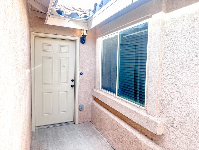 Building Photo - 3183 S Ragen Dr