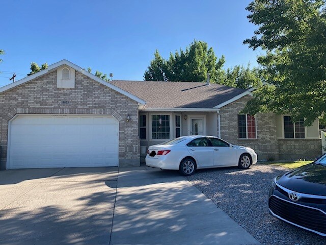 Building Photo - 4623 Barnsley Ln