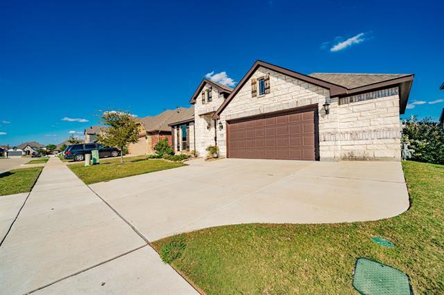 Foto del edificio - 920 Baldcypress Dr