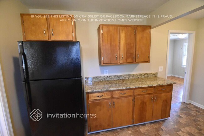 Foto del edificio - 216 Austin Ave NE