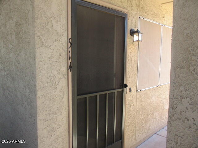 Building Photo - 516 W La Jolla Dr