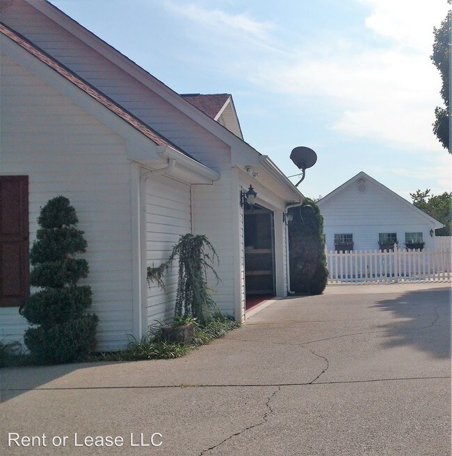 Building Photo - 3 br, 3 bath House - 1233 Old Red Lane