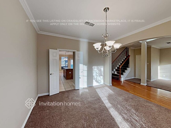Building Photo - 2206 Kingsley Dr
