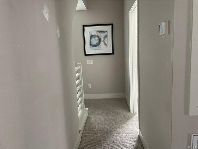 Building Photo - 104 Allusion