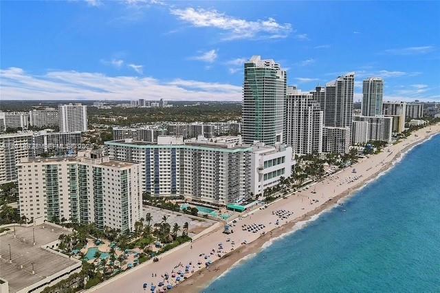 Foto del edificio - 3725 S Ocean Dr
