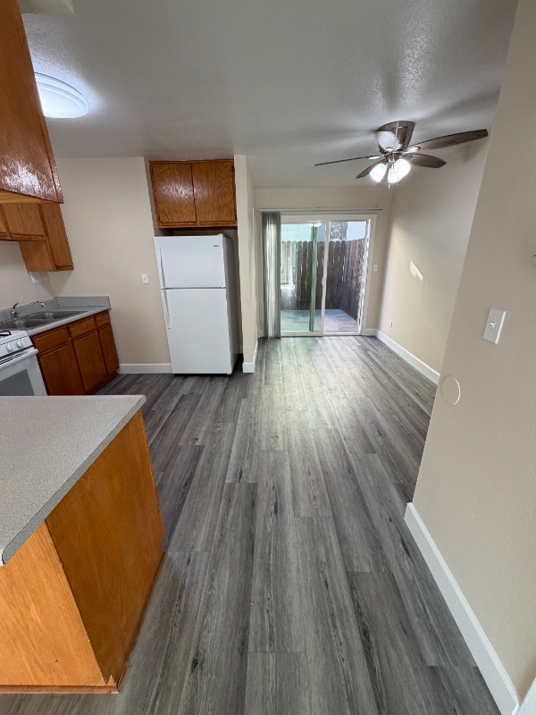 Foto del edificio - 610 Silverwood Ave