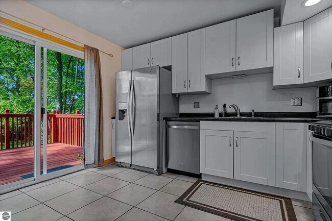 Foto del edificio - 4183 Brammer Rd