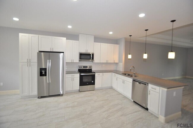 Building Photo - 20 Collingwood Ln