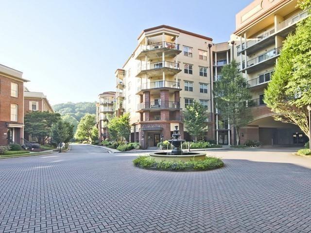 Foto del edificio - 200 River Vista Drive