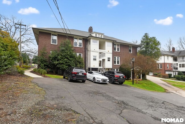 Building Photo - 222 Providence Rd