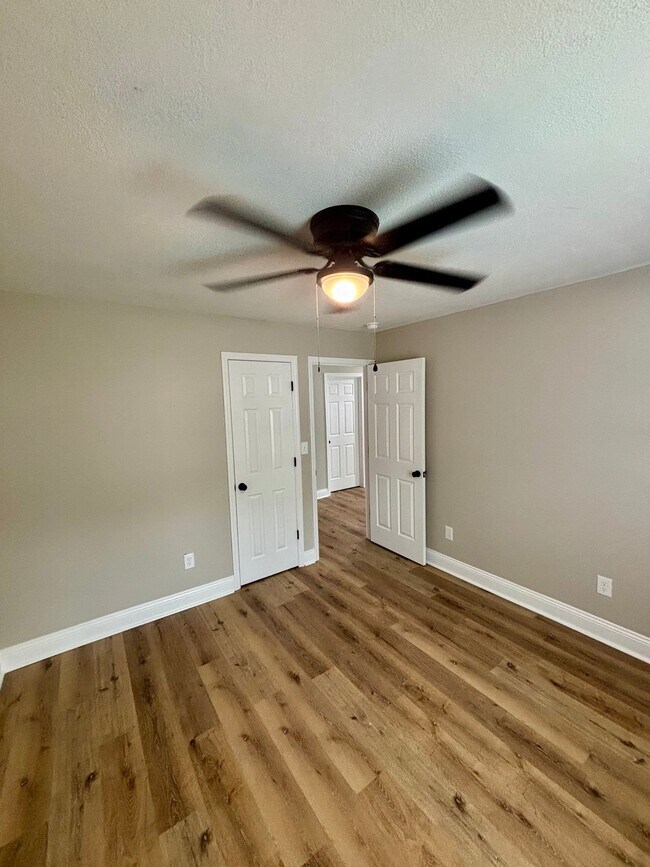 Foto del edificio - 2207 Swanson Ct NW