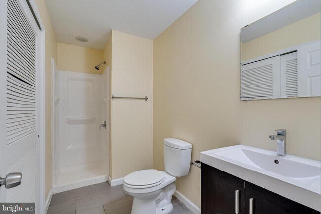 Foto del edificio - 2034 N Woodstock St