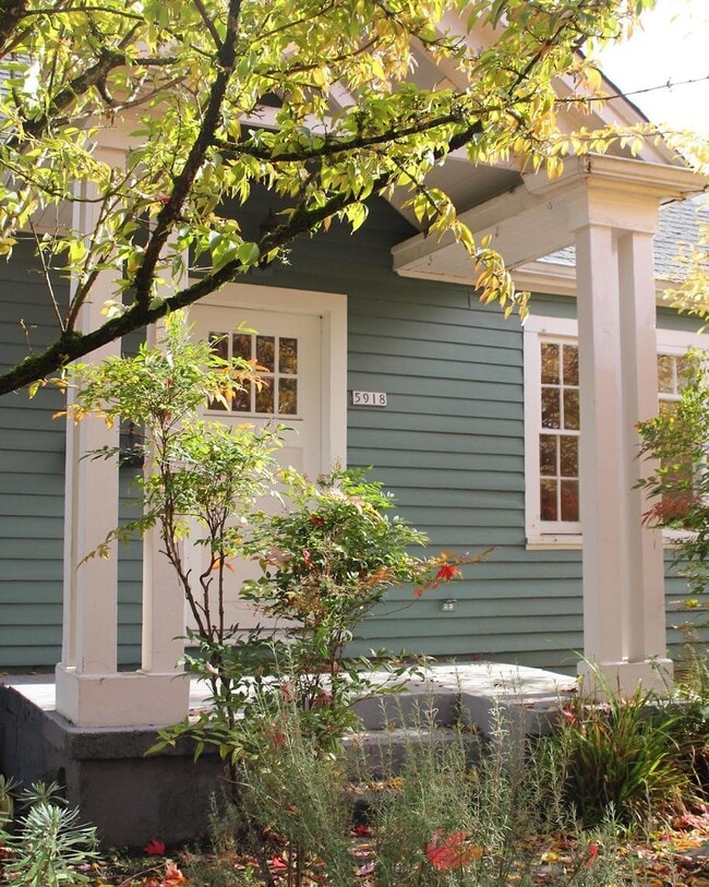 Foto del edificio - 5918 NE 13th Ave