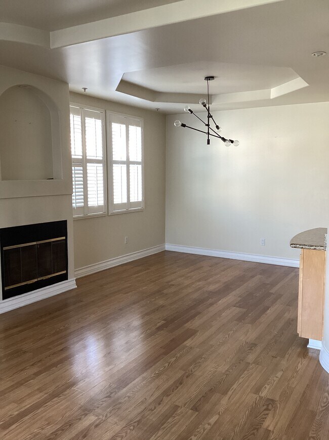 Foto del edificio - 10623 Moorpark St