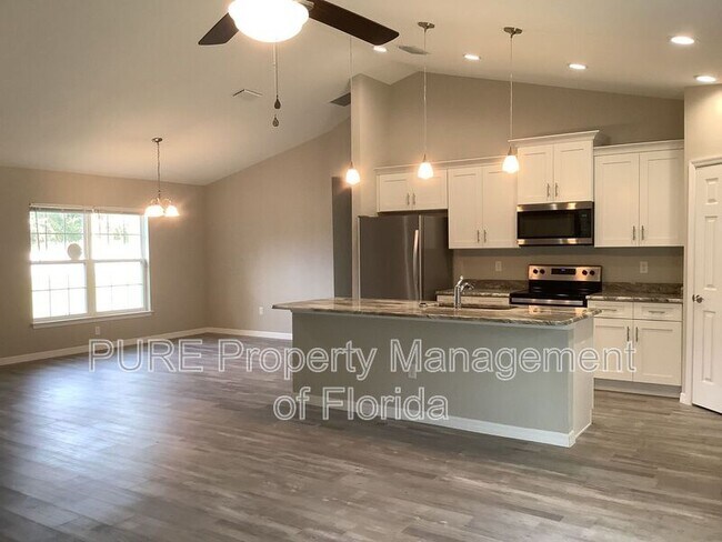 Foto del edificio - 3 Redwood Run Ln