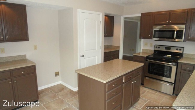 Building Photo - 3 br, 2.5 bath House - 12341 E 21st St.