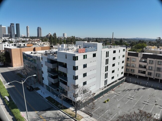 3D Exterior - Clad LA