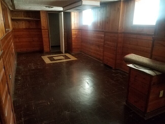 Foto del edificio - 3996 E 154th St