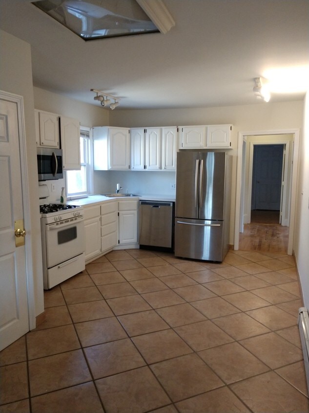 Foto principal - 19 Sterling St