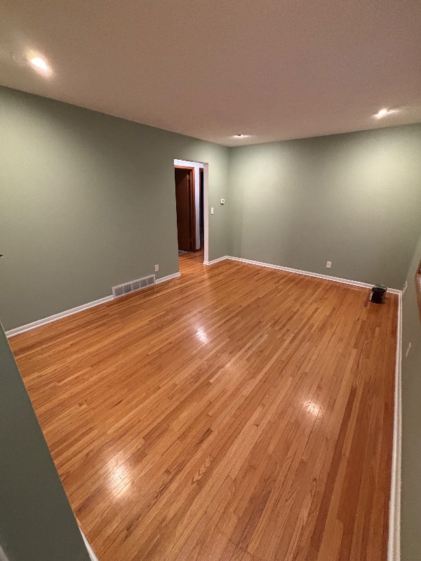 Building Photo - 2057 Emerald Ln