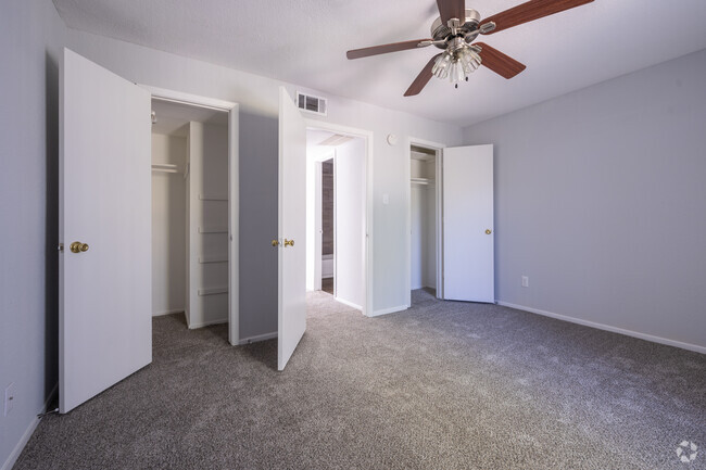 Bedroom 1 - 2BR, 1BA - 818SF - Carriage Woods Apartments