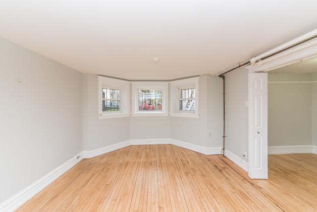 Building Photo - 2 bedroom in Chicago IL 60618