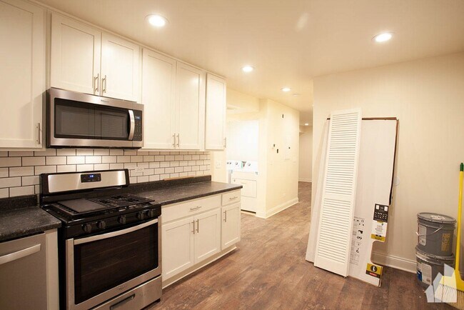 Foto del edificio - 4506 N Sheridan Rd