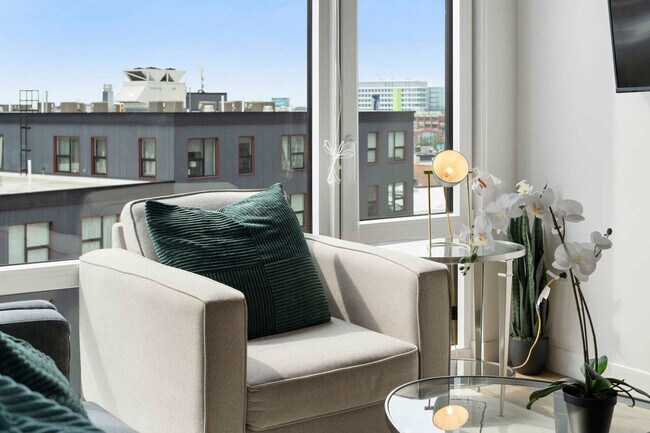 Foto del edificio - 853 W Blackhawk St